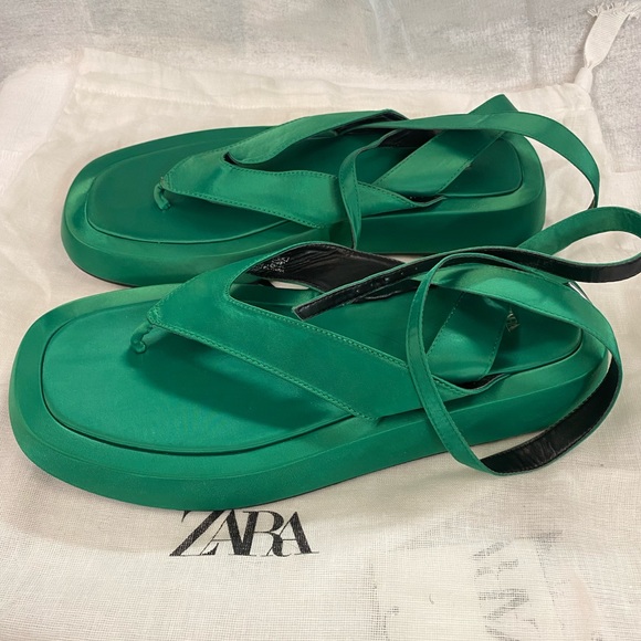 Zara Satin Effect Green Chunky ankle wrap thong sandals. STUNNING 💚 Size 8 - Picture 8 of 15
